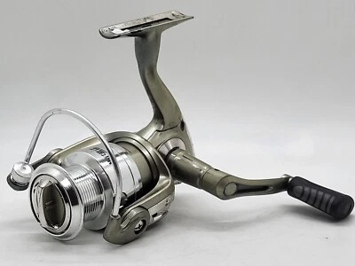 Mitchell Avocet IV AVSIV-2000 Open Face Spinnrolle, L oder R Hand, sehr guter Zustand - Bild 1 von 4