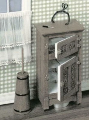 Dolls House Chrysnbon Ice Box Kit 1:12 Scale Model Kit F-300 - Image 1 of 4