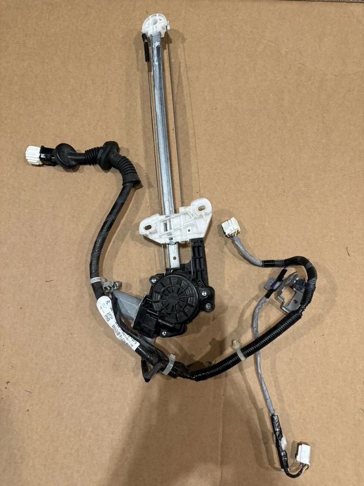 2012-2016 Honda CR-V Rear Left Window Regulator  Foto 1 de 1