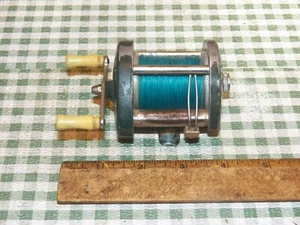 Vintage OCEAN CITY Model 1600 Bait Casting Reel - WORKS - Picture 1 of 5
