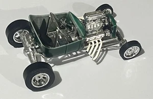 Vintage Revell T-Bucket 1/25 Model - built from 1960's parts packs! - Picture 1 of 5