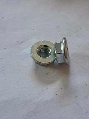 JUEGO DE 2 TUERCAS DE BARRA POULAN 530015251 015251 Foto 1 de 4