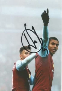 ASTON VILLA: WESLEY MORAES SIGNED 6x4 ACTION PHOTO+COA - Picture 1 of 1