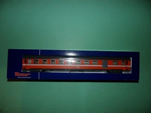 ROCO voiture voyageurs 2ième classe/FOURGON CORAIL orange 64001-2 NEUF et RARE b - Picture 1 of 7