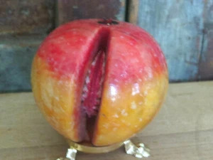 EXQUISITE Carved Alabaster Stone Fruit Open PEACH with PEACH PIT Wood Stem - Picture 1 of 6