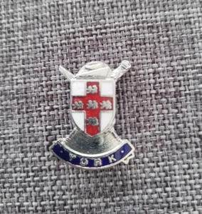 YORK COAT OF ARMS BADGE - Picture 1 of 2