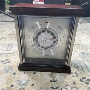 Bulova Wyndmere World Times Table Top Mantle Clock B2258 Airplane Second Hand - Picture 1 of 7