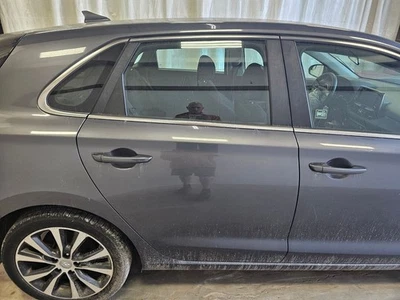 Puerta trasera de pasajero hatchback eléctrico GT compatible con 18-20 ELANTRA 3102270 Foto 1 de 4