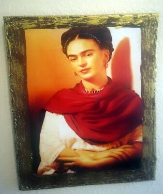 Imagen de Frida Kahlo sobre madera retablo 12" alto x 10" ancho b3 Foto 1 de 4