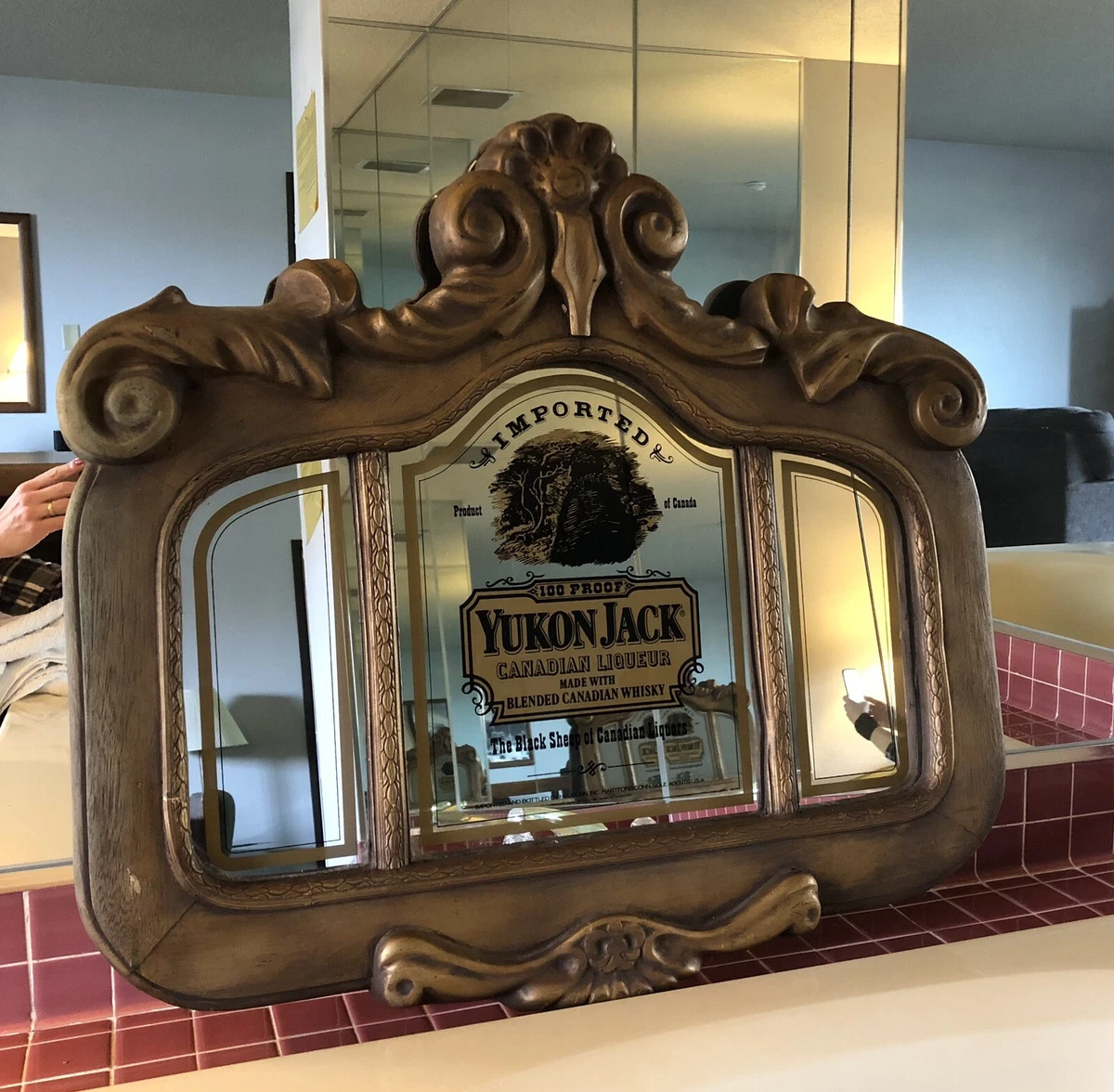 90s vintage pub mirror–50s Crosley Style 90s vintage pub mirror