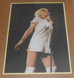 Blondie poster originale 1978 33x24 Deborah Harry Debbie RARO camicia bianca - Foto 1 di 2