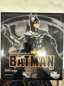 DC Direct Michael Keaton Batman Bust - Picture 1 of 7