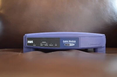Cisco Systems-Linksys BEFCMU10 Ethernet and USB Cable Modem - Image 1 of 4