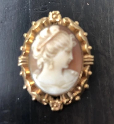 Pingente ou broche antigo 1/20 12K folheado a ouro esculpido à mão concha camafeu rosa - Imagem 1 de 4