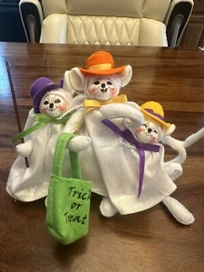 Annalee Triple White Cat Halloween Puppe, 2005, gebraucht - Bild 1 von 5