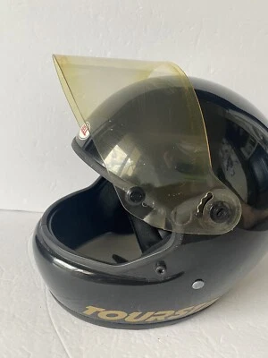 Antigo Vintage 1970’s-1980’s Bell Tourstar Capacete Preto com Viseira Tamanho 7 3/8 - Imagem 1 de 4