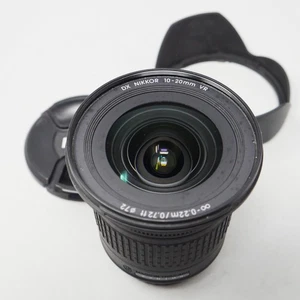 Nikon AF-P DX NIKKOR 10-20 mm f/4.5-5.6G VR - Foto 1 di 9