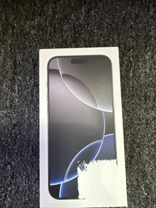 Smartphone Apple iPhone 16 Pro Max 256 Go 5G spectre verrouillé 6,9 - Photo 1/4