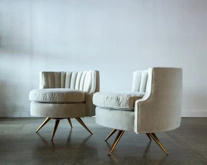 Pair of Channel tufted barrel swivel Chairs by Henry P Glass for JG furniture - Picture 1 of 9