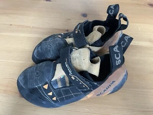 Scarpa Orange Climbing Shoes - Picture 1 of 5