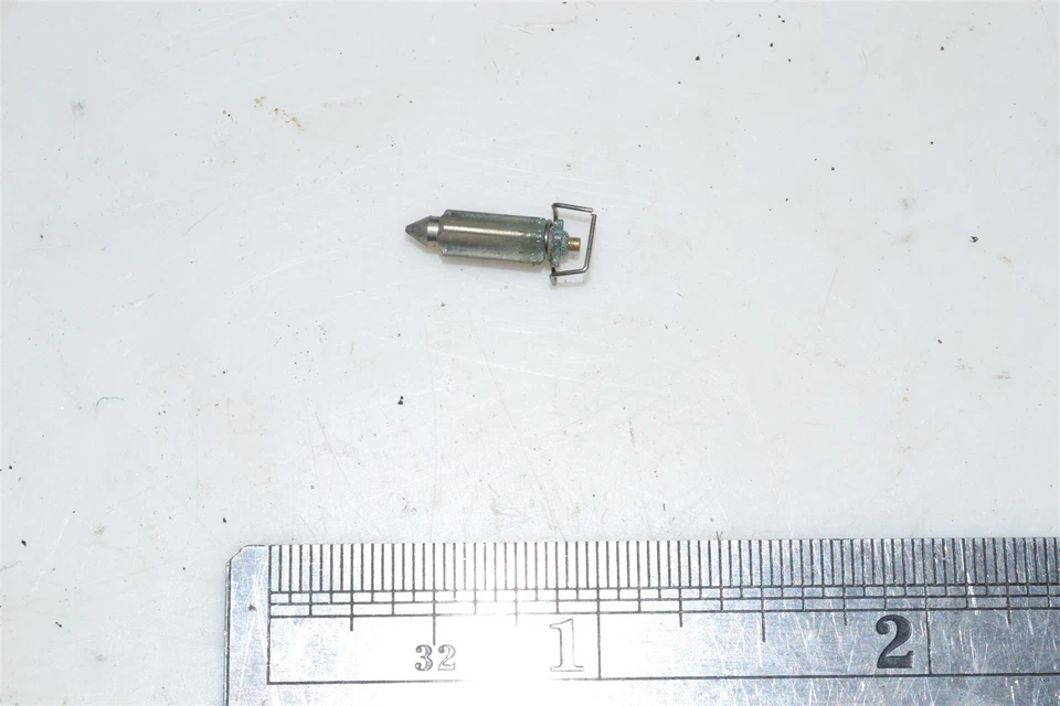 Suzuki Quadrunner LT 125 Carb Float Needle Valve 13370-18900 1983-1987 Foto 1 de 1