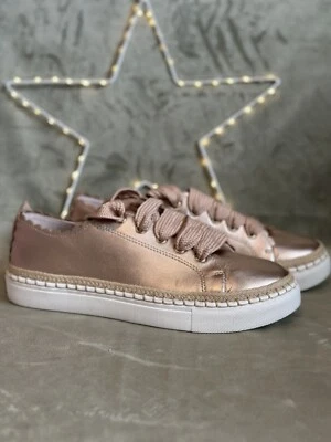 KATE SPADE Rose Gold Lena Leather Sneakers Scalloped, Thick Laces Women’s Sz 6M - Image 1 of 4