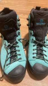 DEAL! NEW w/ box Scarpa zodiac women's mountaineering boots SIZE 38.5 (US 7-7.5) - Picture 1 of 4