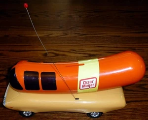 Vintage Oscar Mayer Battery Operated Combo R/C Wienermobile Bank - No Remote - Picture 1 of 5