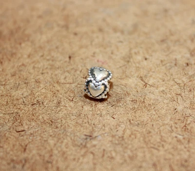 Authentic Pandora Sterling Silver Everlasting Love Charm #790448 [115WEJ] - Image 1 of 4