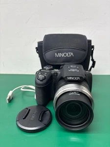 MINOLTA MN35Z 20MP DIGITAL CAMERA (E16003180) - Picture 1 of 12