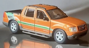 Maisto Ford Explorer Sport Trac Trailer BOSS Burnt Orange Die Cast 1:25 Scale - Picture 1 of 8