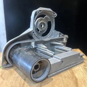 Bosch GBS100A Sander Rear Roller/Pulley & Housing Assy - Picture 1 of 12