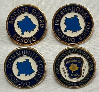 Naciones Unidas Kosovo 4 Pines Frontera, Internacional, Comm., Escuela de Servicio de Policía Foto 1 de 4