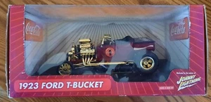 2004 Johnny Lightning - Coca-Cola - 1923 Ford T-Bucket 1:18 Scale - Picture 1 of 9