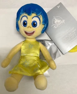 BNWT Disney Pixar Inside Out 2 - Joy Magnetic Shoulder Pal Plush Magnet 6" - Picture 1 of 1