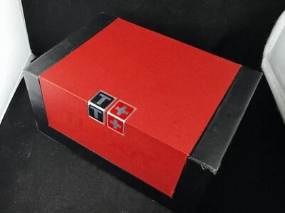 Пустая коробка для часов Tissot с дополнительными рамками и буклетами в комплекте - Изображение 1 из 4