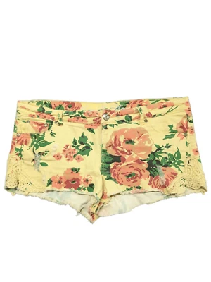 Vanilla Star Yellow Floral Distressed Crochet Applique Denim Short Shorts Size 1 - Image 1 of 4