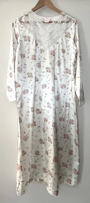 Vestido Lencería Rosa Veneciana Vintage Grandes Rosas Encaje Camisón Satinado Grannycore Foto 1 de 4