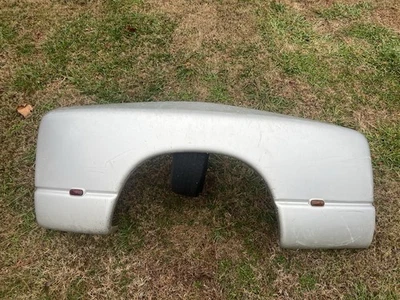 Doble guardabarros trasero derecho doble pasajero Dodge Ram 3500 4500 2004-2009 Foto 1 de 4