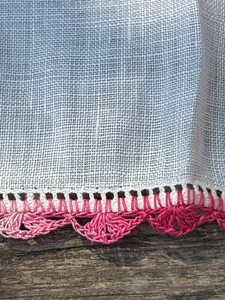 Vintage Cotton Handkerchief Embroidered Hanky Pink Tatted Crocheted Border - Picture 1 of 3