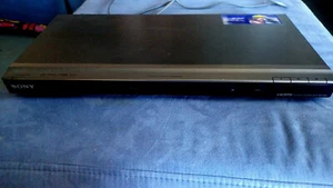 SONY - CD / DVD Player --- DVP-NS708H - gebraucht - Bild 1 von 5