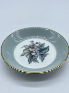 ROYAL WORCESTER HUESO PORCELANA JARRÓN PASADOR PLATO PLATO VIDRIO - Imagen 1 de 3