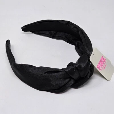 Diadema ROSA Victoria's Secret | Detalle superior anudado de tela satinada negra Foto 1 de 4