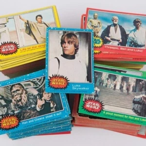 MYSTERY LOT OF 50 Vintage 1977 Topps Star Wars Cards - Picture 1 of 4