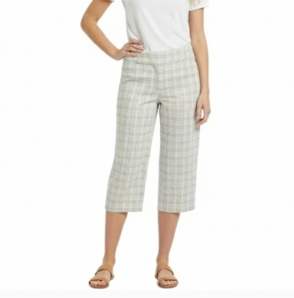 Dockers Women’s Plaid Capri Pants 10P Pale Blue Lightweight Stretch Summer - Image 1 of 4
