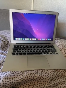 Apple MacBook Air 2015 - Photo 1/7