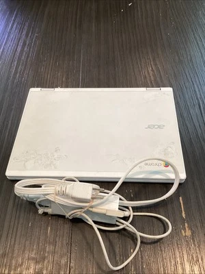 Acer ChromeBook R11 CB5-132T 11.6" Intel Celeron N3160 4GB DDR3 32GB SSD - Image 1 of 4