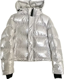 Aritzia The Super Puff Giacca Corta XS Premium Piumino Laccato Bianco Perlato - Foto 1 di 15