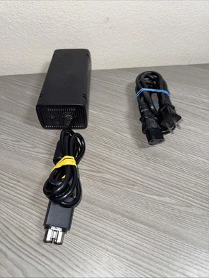 Подлинный оригинальный производитель Microsoft Xbox 360 источник питания адаптер переменного тока модель CPA09-010A 135 Вт - Изображение 1 из 4