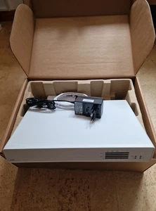 Sophos XG 135 Rev. 3 Firewall inkl. Netzteil mit OPNSense Image - Bild 1 von 3